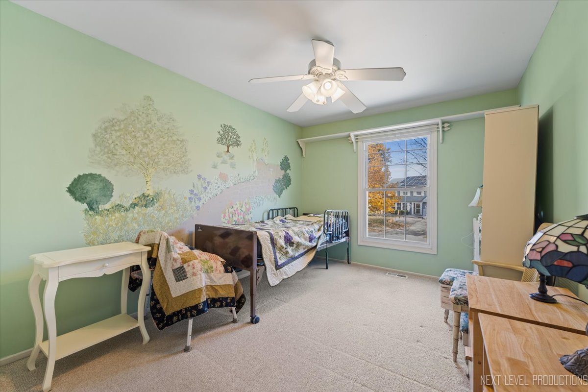 Naperville, Illinois, 60565, United States, 4 Bedrooms Bedrooms, ,4 BathroomsBathrooms,Residential,For Sale,1987037