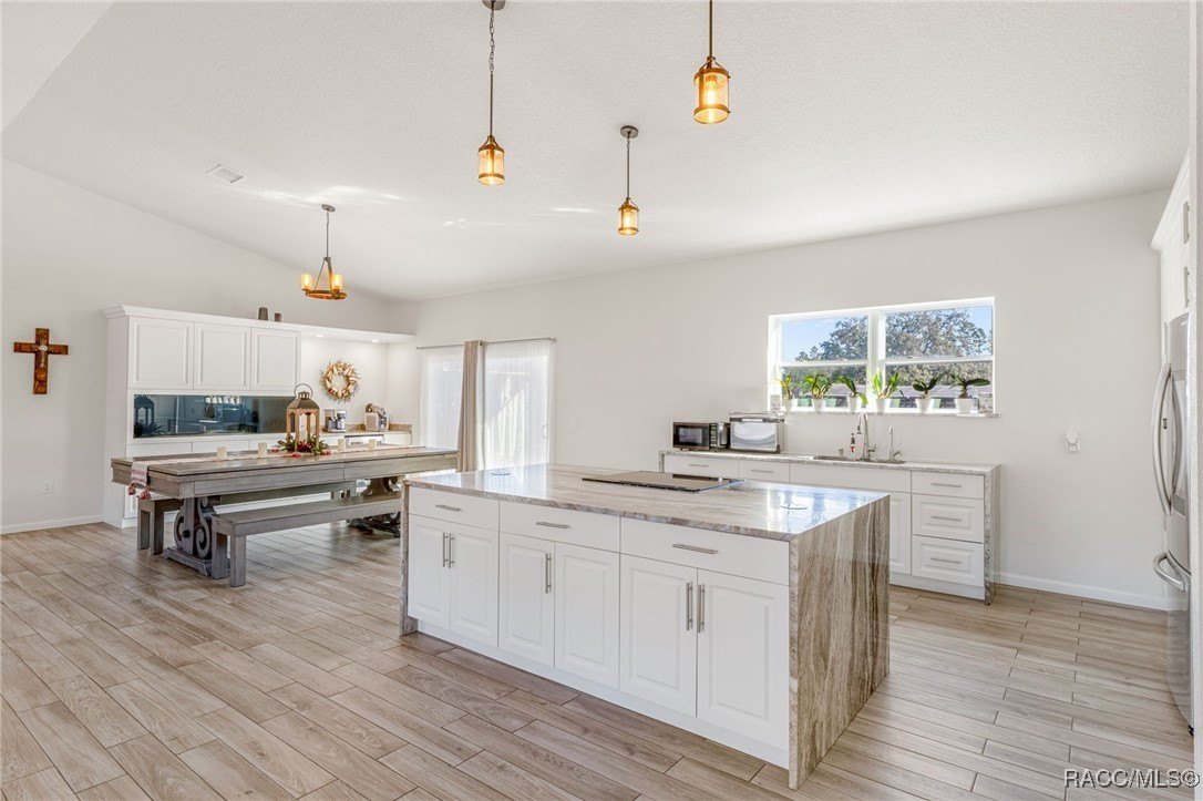 Lecanto, Florida, 34461, United States, 3 Bedrooms Bedrooms, ,2 BathroomsBathrooms,Residential,For Sale,2005724