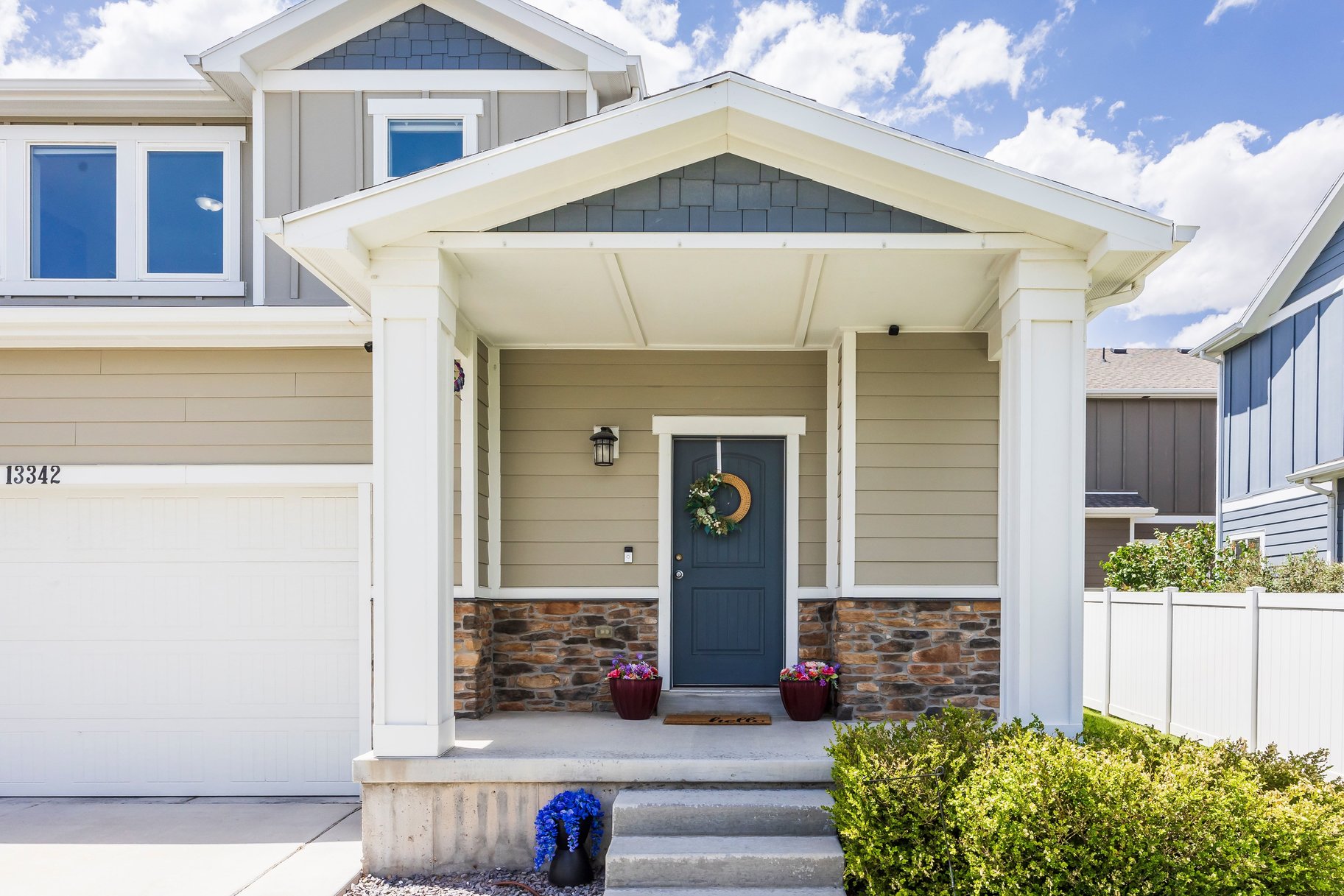  Walk to Shops, Cafés & Mountain View Village — Fully Finished Herriman Two-Story - 物件實景