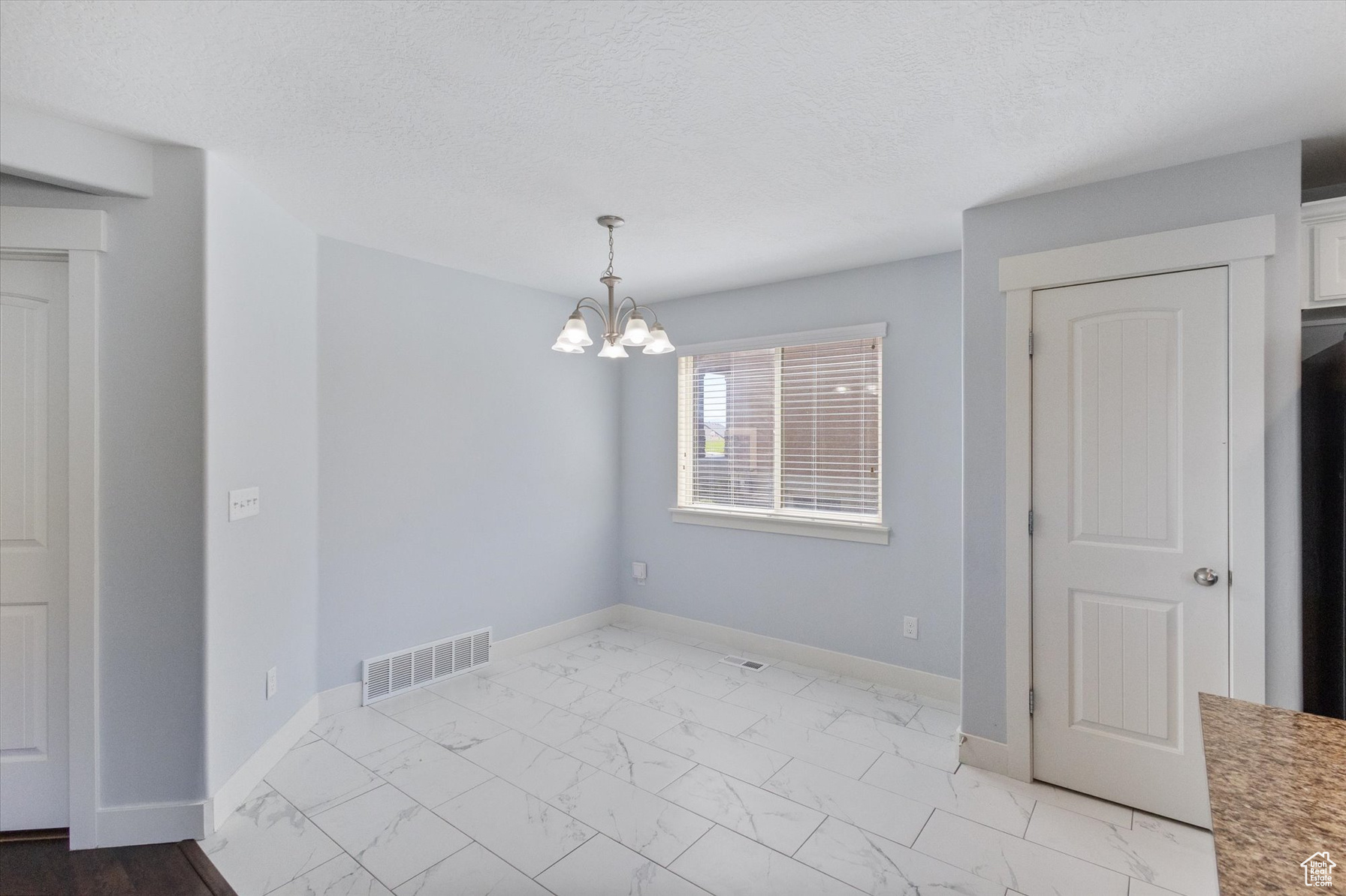 Saratoga Springs, Utah, 84045, United States, 5 Bedrooms Bedrooms, ,4 BathroomsBathrooms,Residential,For Sale,1937453
