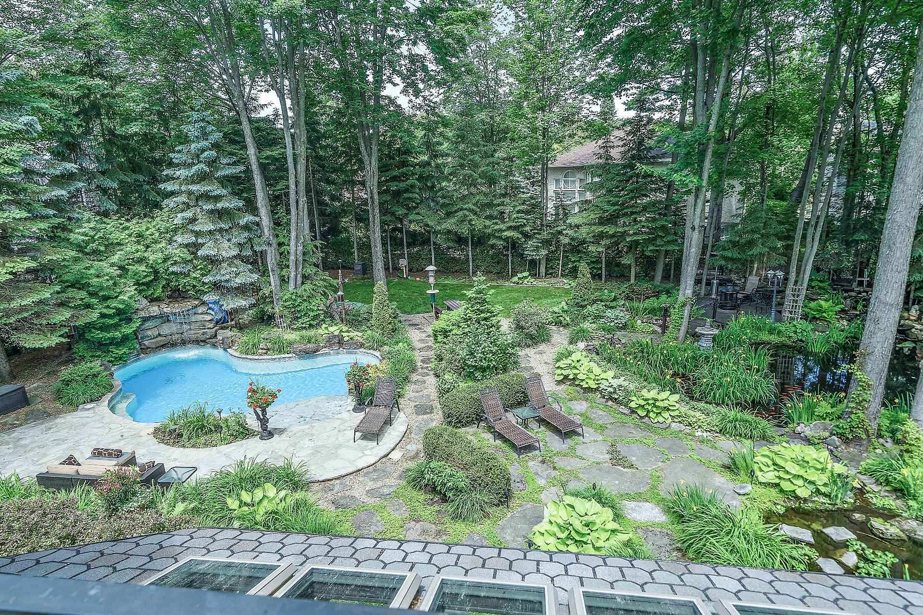  Lorraine, Laurentides - 物件實景