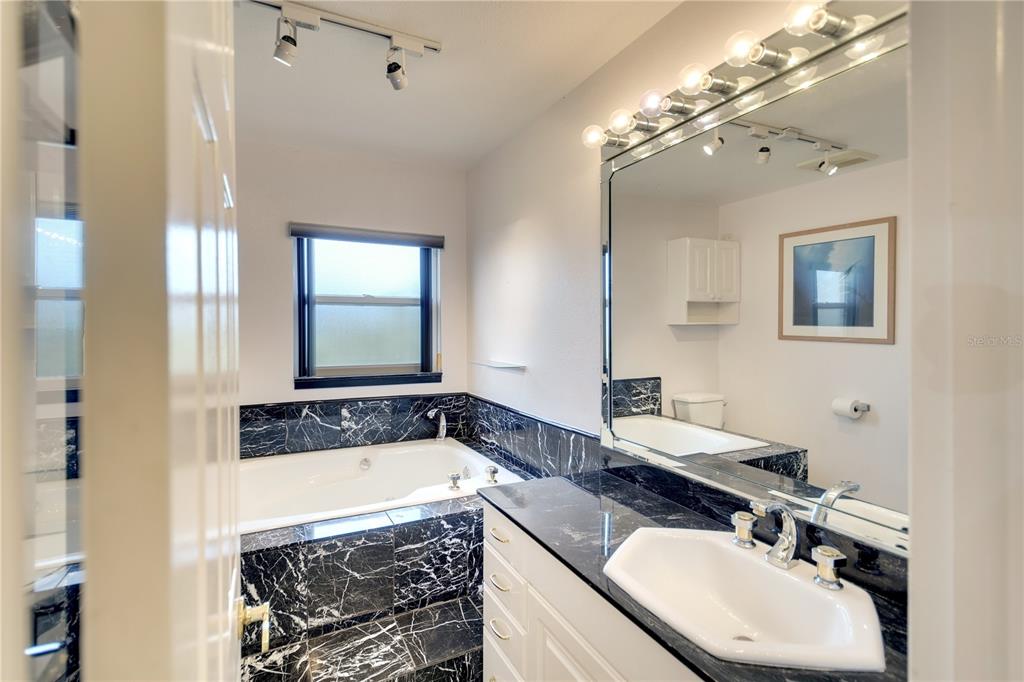 Bradenton, Florida, 34210, United States, 4 Bedrooms Bedrooms, ,2 BathroomsBathrooms,Residential,For Sale,1696879