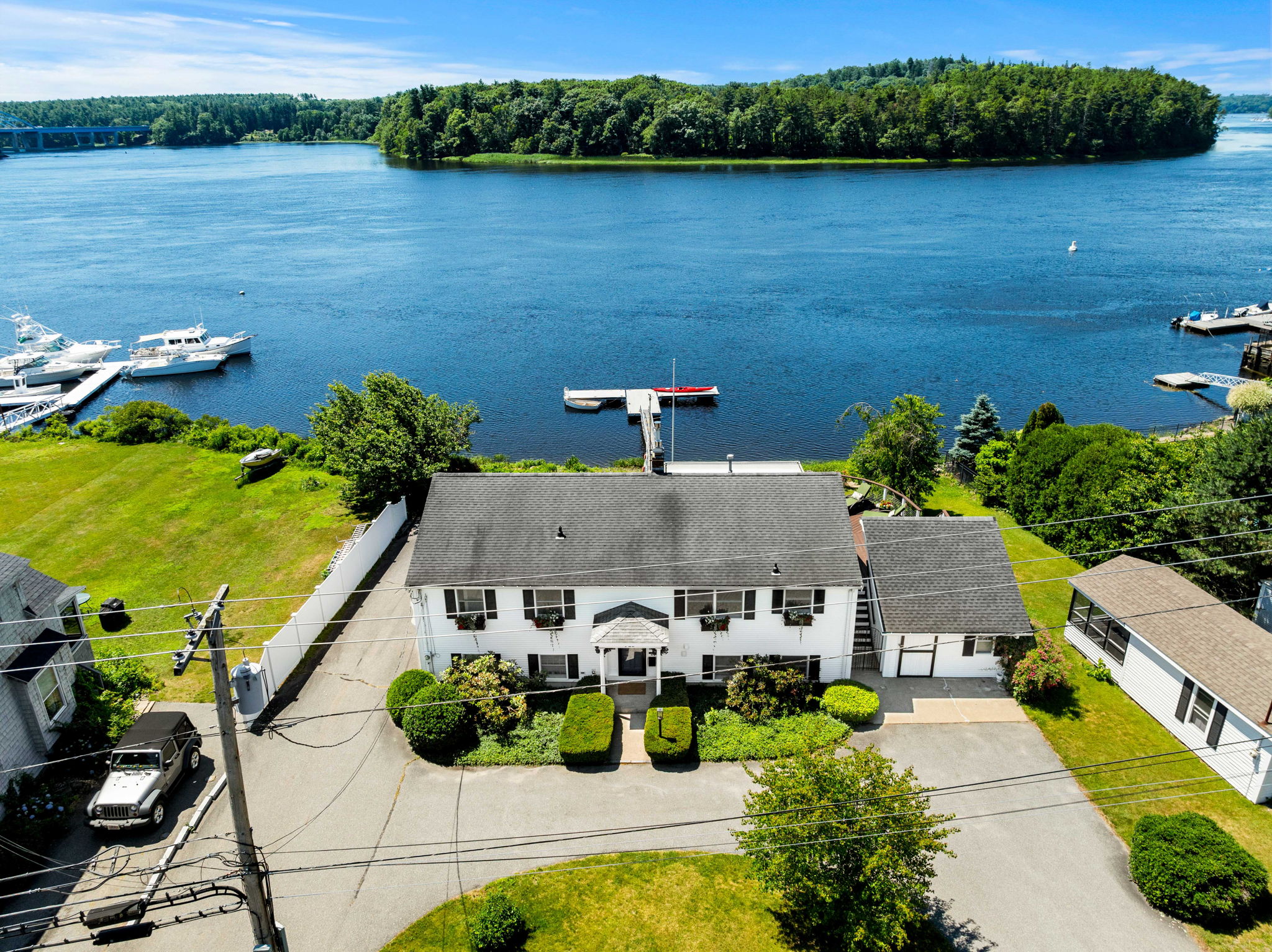  425 Main St, Amesbury, MA, 01913 - 物件實景