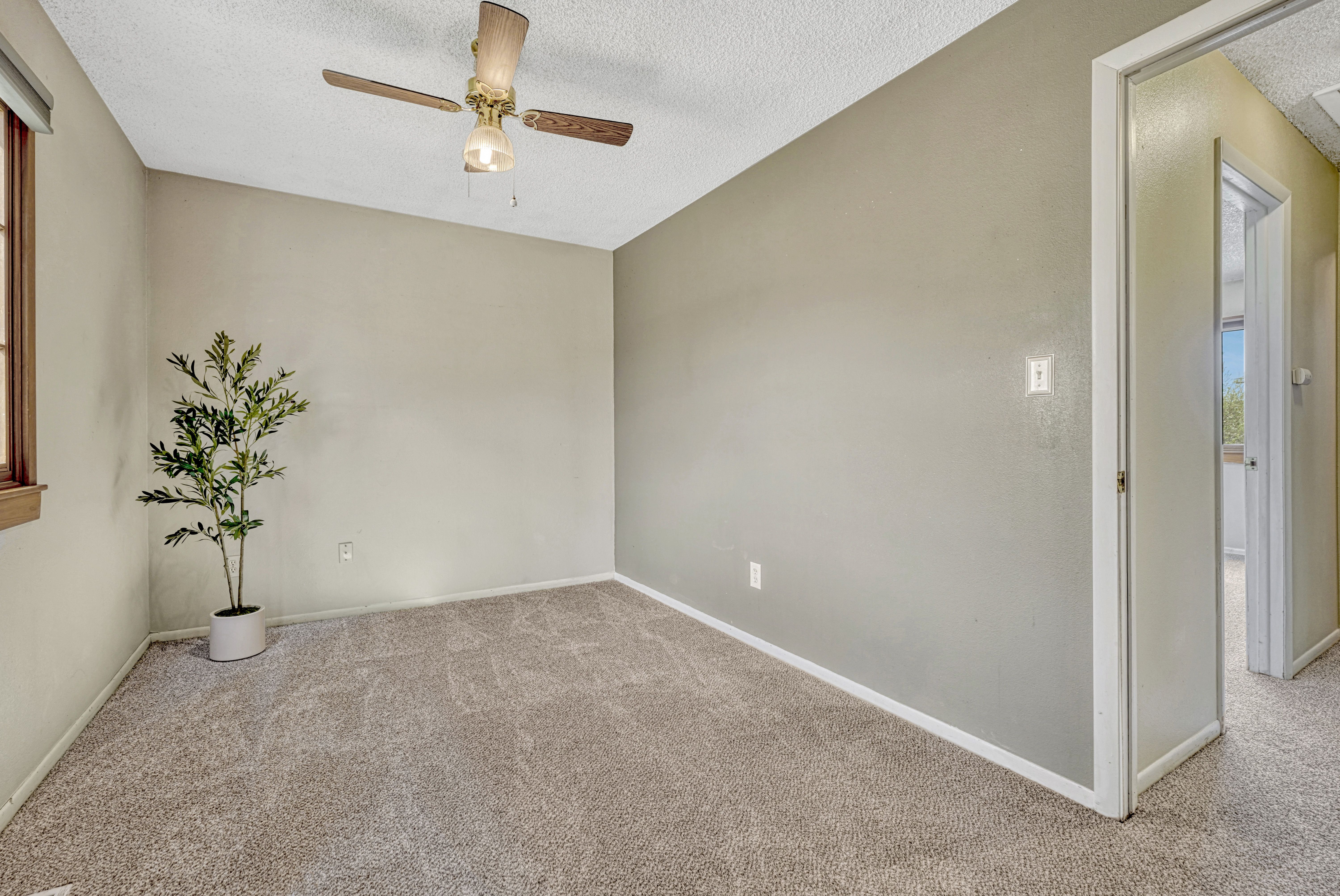  Peaceful Retreat with Garden Oasis & Scenic Mountain Views - 物件實景