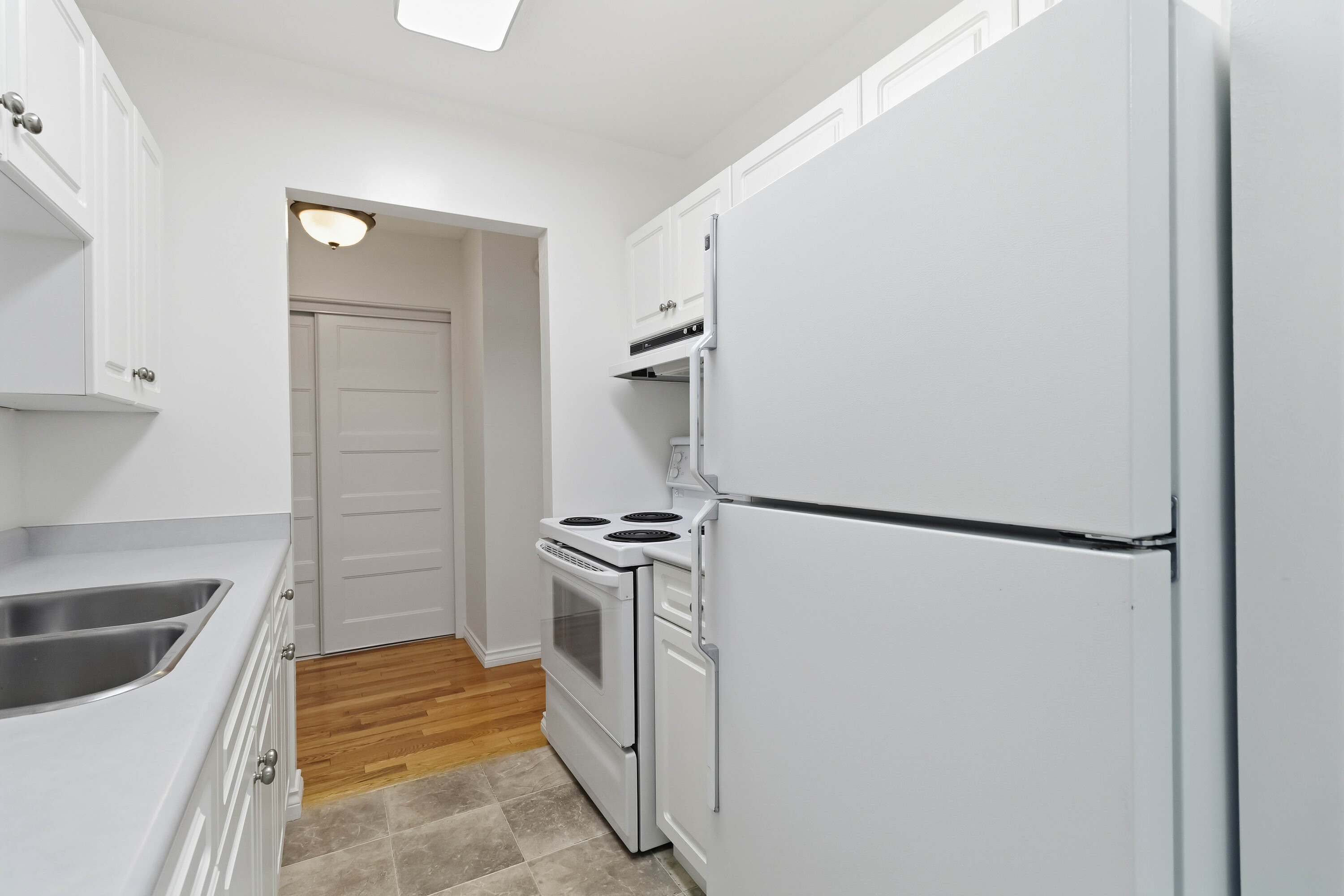 Spacious & Bright - 物件實景