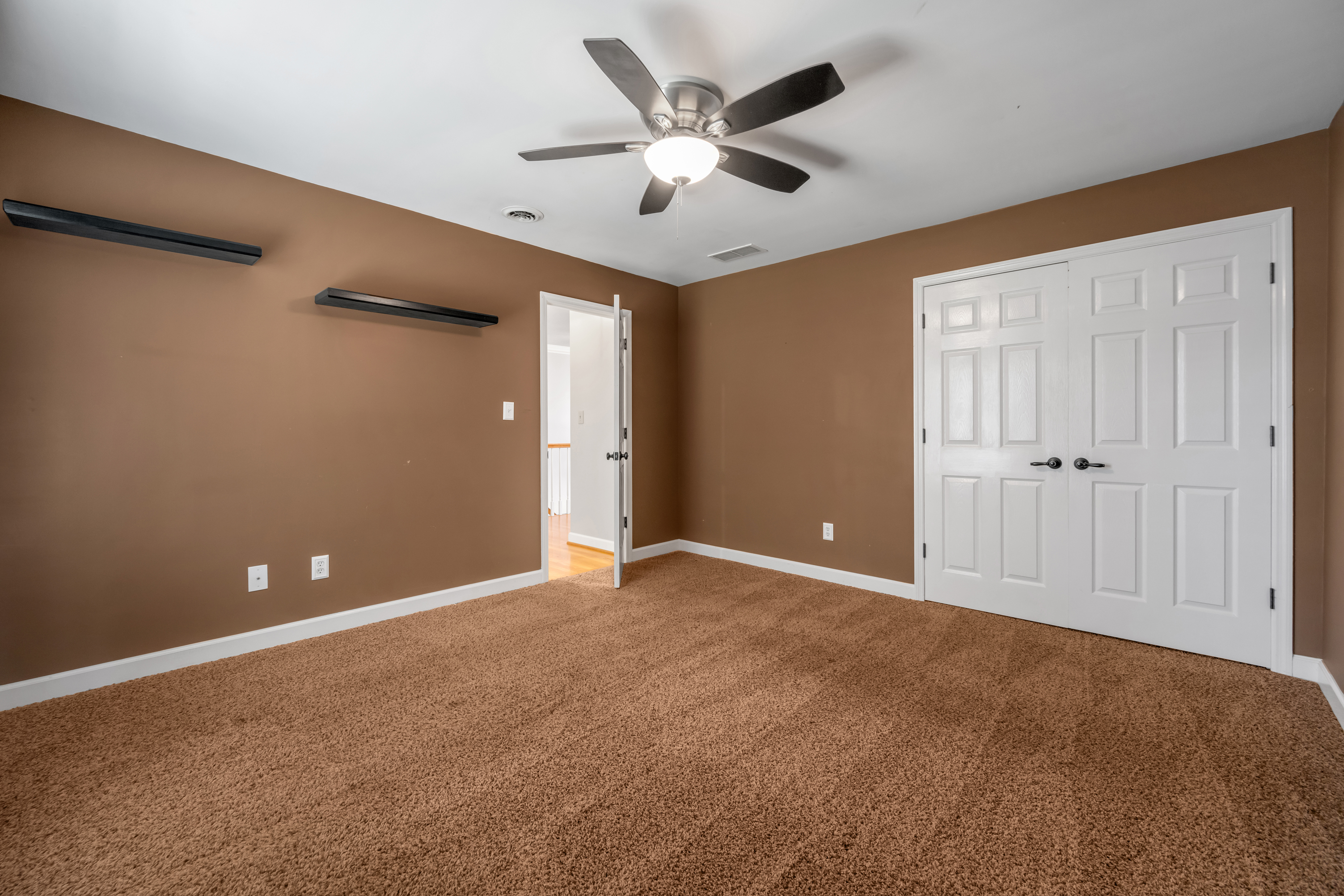  605 Keene-Way Drive - 物件實景