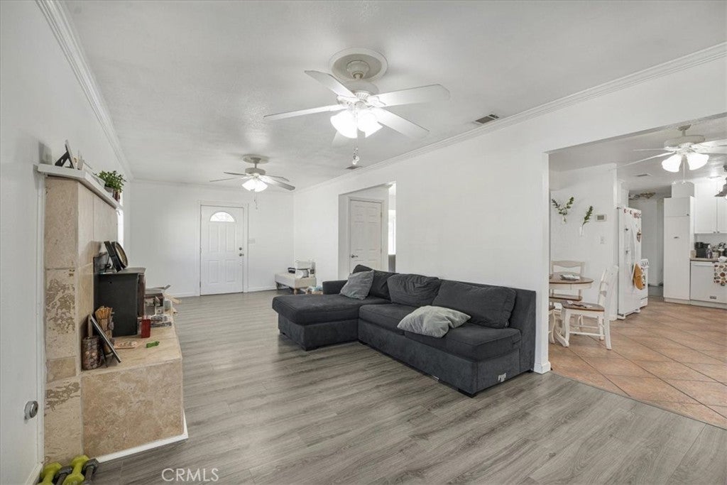 Cherry Valley, California, 92223, United States, 3 Bedrooms Bedrooms, ,2 BathroomsBathrooms,Residential,For Sale,1942767