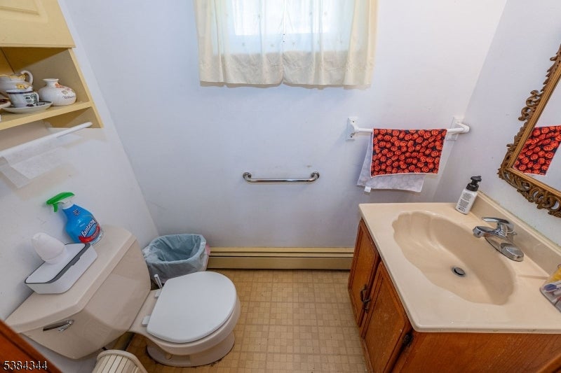 Haledon Boro, New Jersey, 07508, United States, 4 Bedrooms Bedrooms, ,3 BathroomsBathrooms,Residential,For Sale,1995412