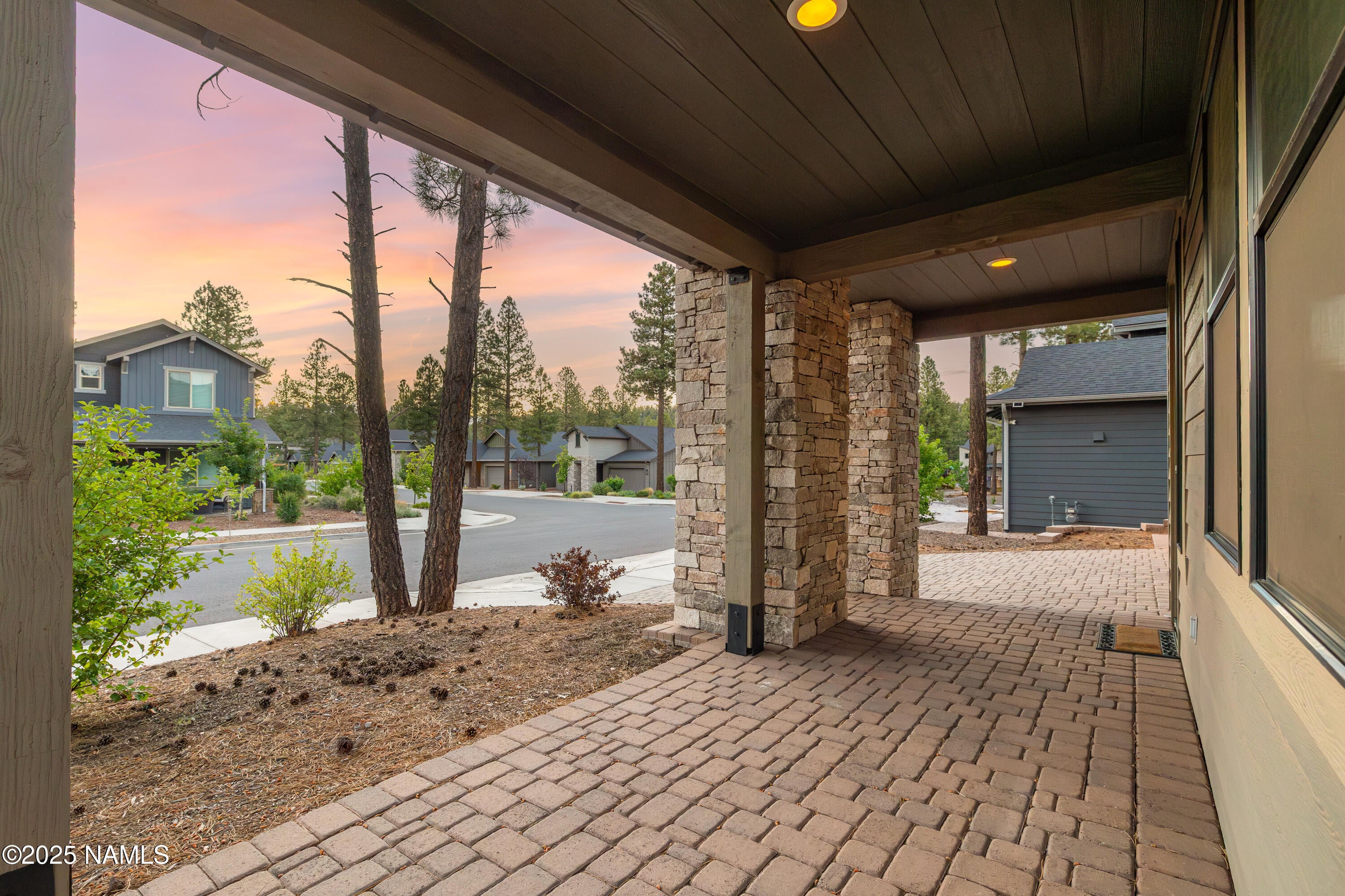 Flagstaff, Arizona, 86001, United States, 5 Bedrooms Bedrooms, ,4 BathroomsBathrooms,Residential,For Sale,1902555