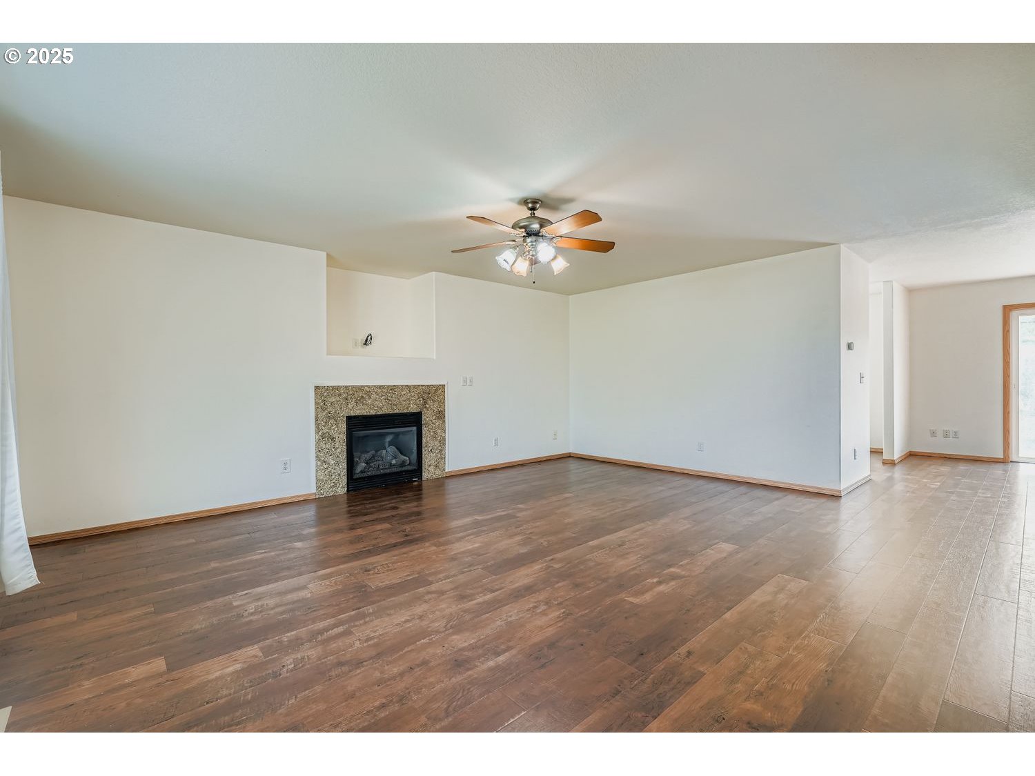 Vancouver, Washington, 98661, United States, 4 Bedrooms Bedrooms, ,2 BathroomsBathrooms,Residential,For Sale,2012371