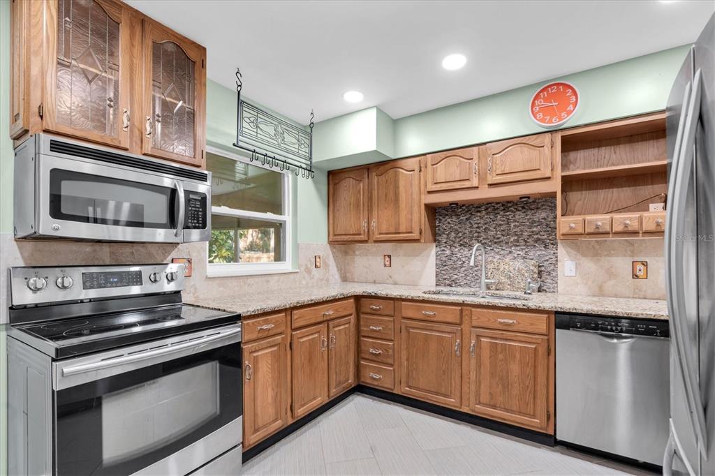 Gulfport, Florida, 33707, United States, 3 Bedrooms Bedrooms, ,1 BathroomBathrooms,Residential,For Sale,1997184