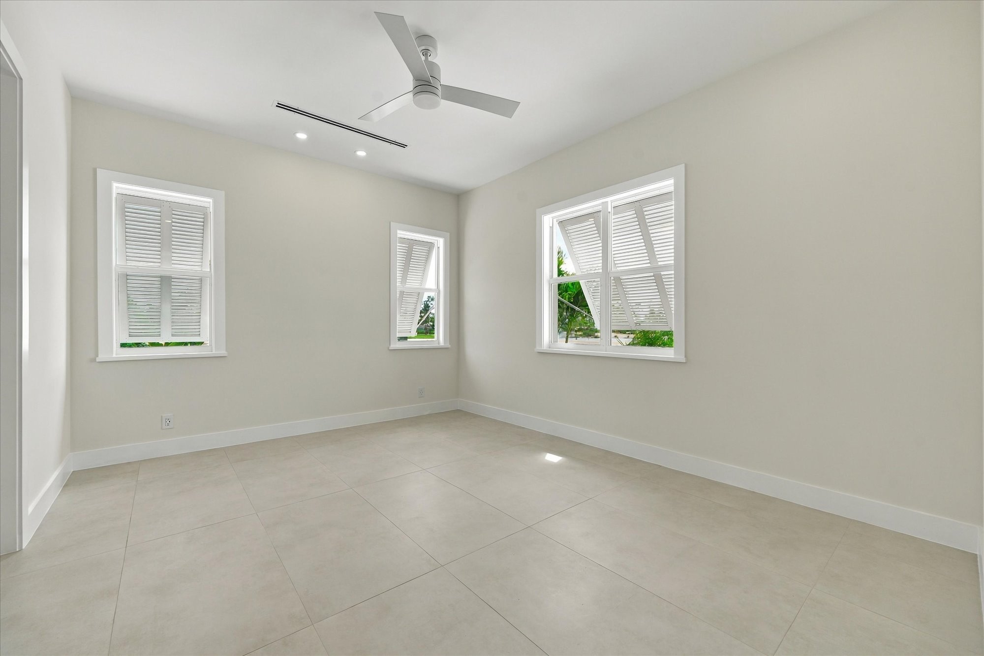  7 Windsor Lakes, Adelaide, NP - 物件實景
