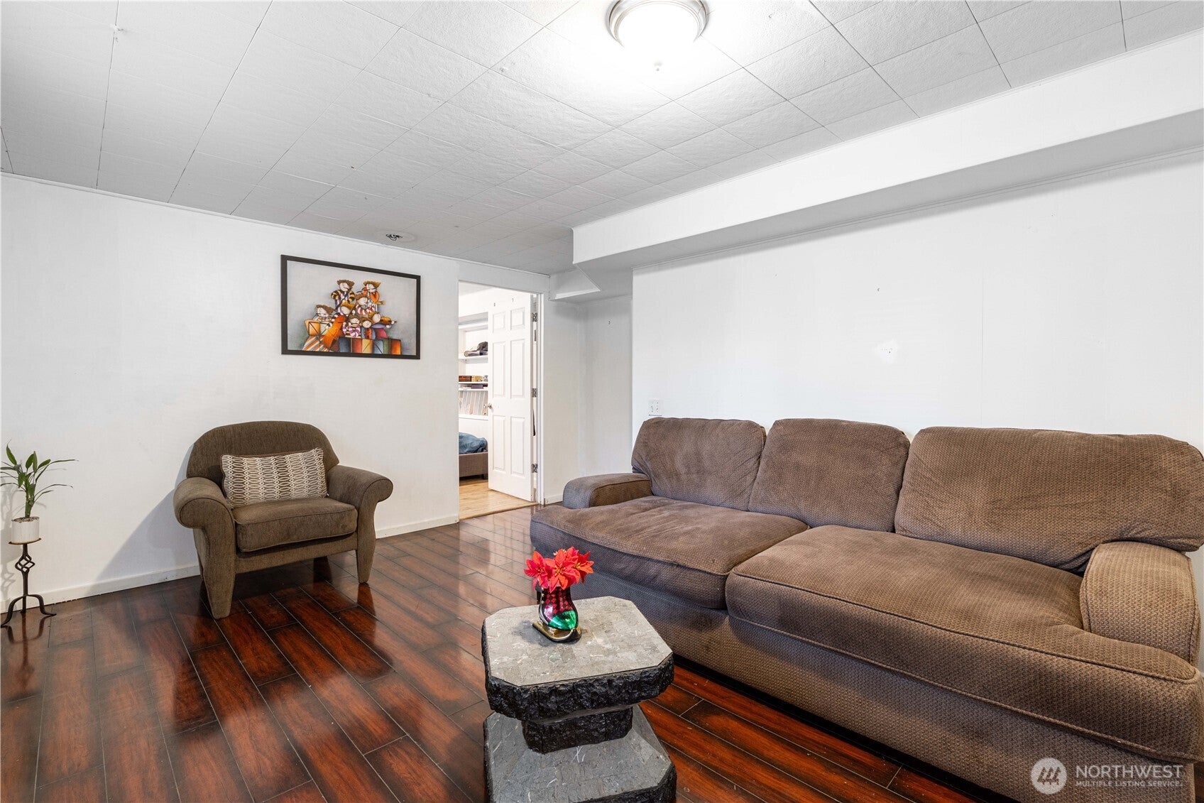 Tukwila, Washington, 98188, United States, 5 Bedrooms Bedrooms, ,2 BathroomsBathrooms,Residential,For Sale,1935805