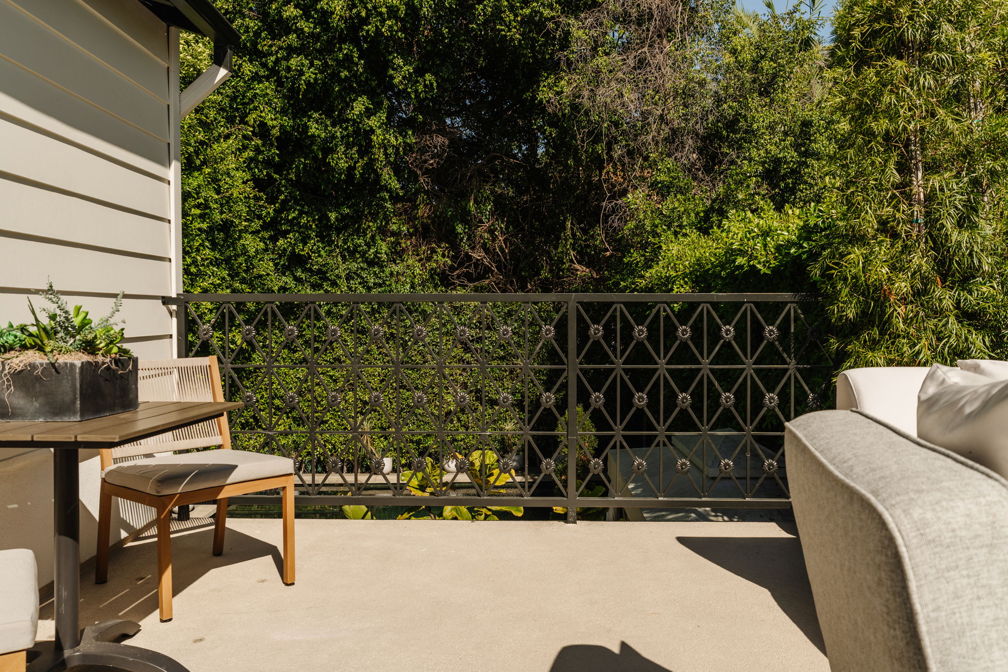  SIERRA ALTA WAY - 物件實景