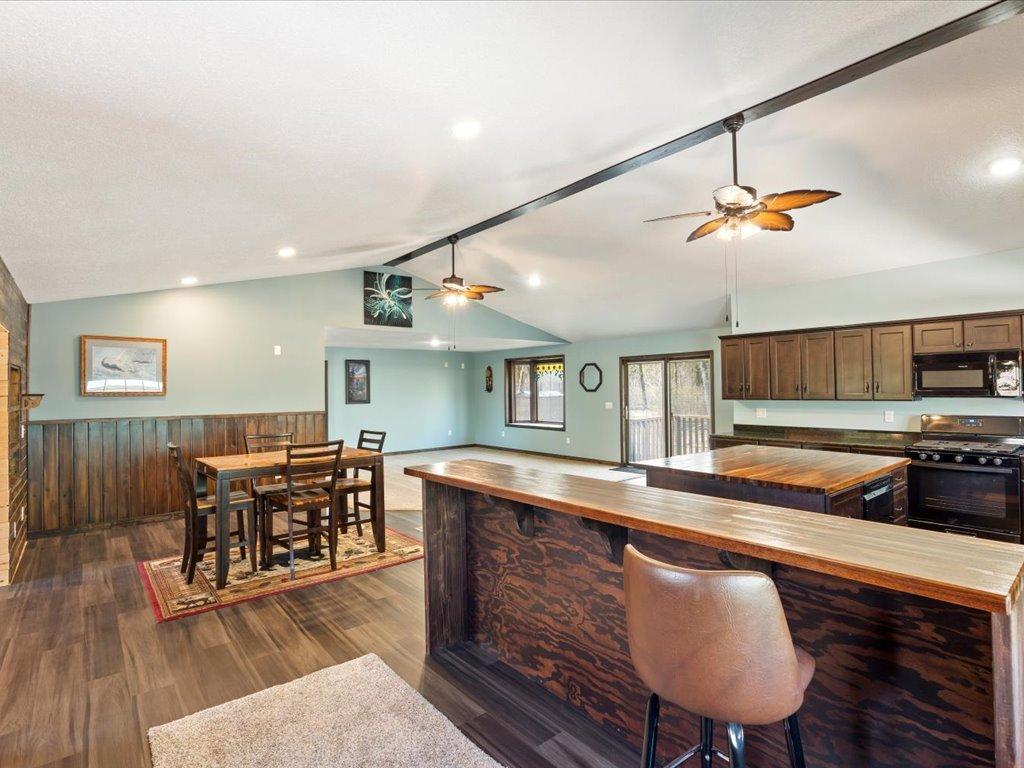 Backus, Minnesota, 56435, United States, 2 Bedrooms Bedrooms, ,3 BathroomsBathrooms,Residential,For Sale,1828240