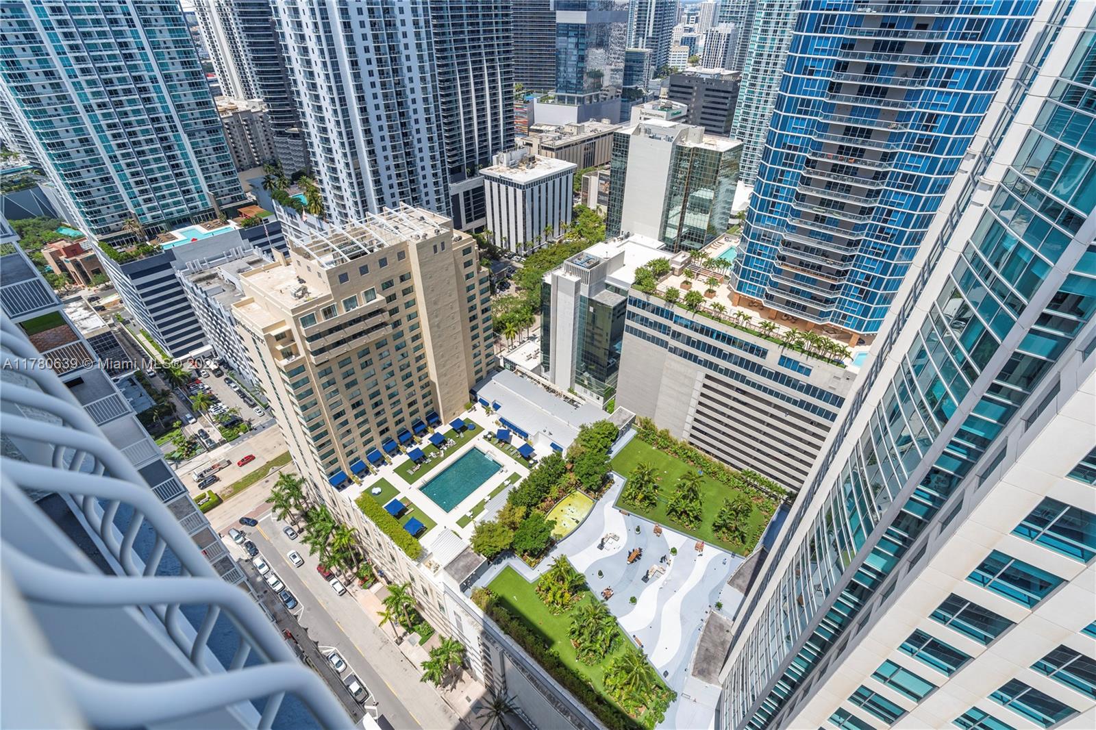 Miami, Florida, 33131, United States, 1 Bedroom Bedrooms, ,1 BathroomBathrooms,Residential,For Sale,1768107