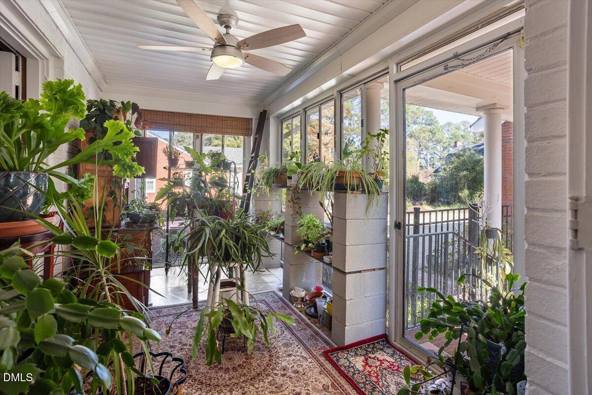 Farmville, North Carolina, 27828, United States, 4 Bedrooms Bedrooms, ,4 BathroomsBathrooms,Residential,For Sale,1988570