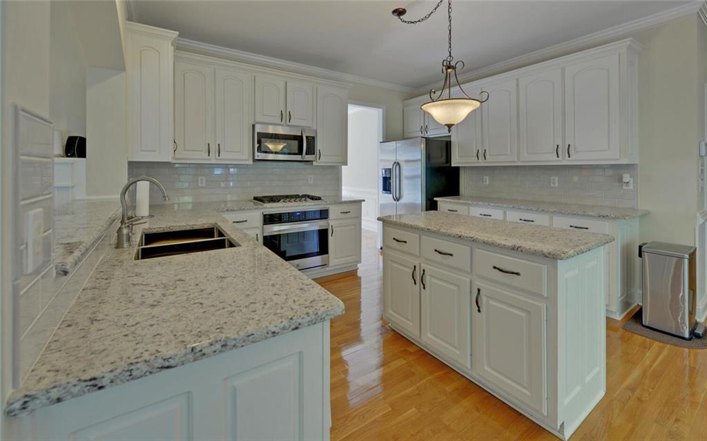 Lawrenceville, Georgia, 30043, United States, 5 Bedrooms Bedrooms, ,4 BathroomsBathrooms,Residential,For Sale,1794792