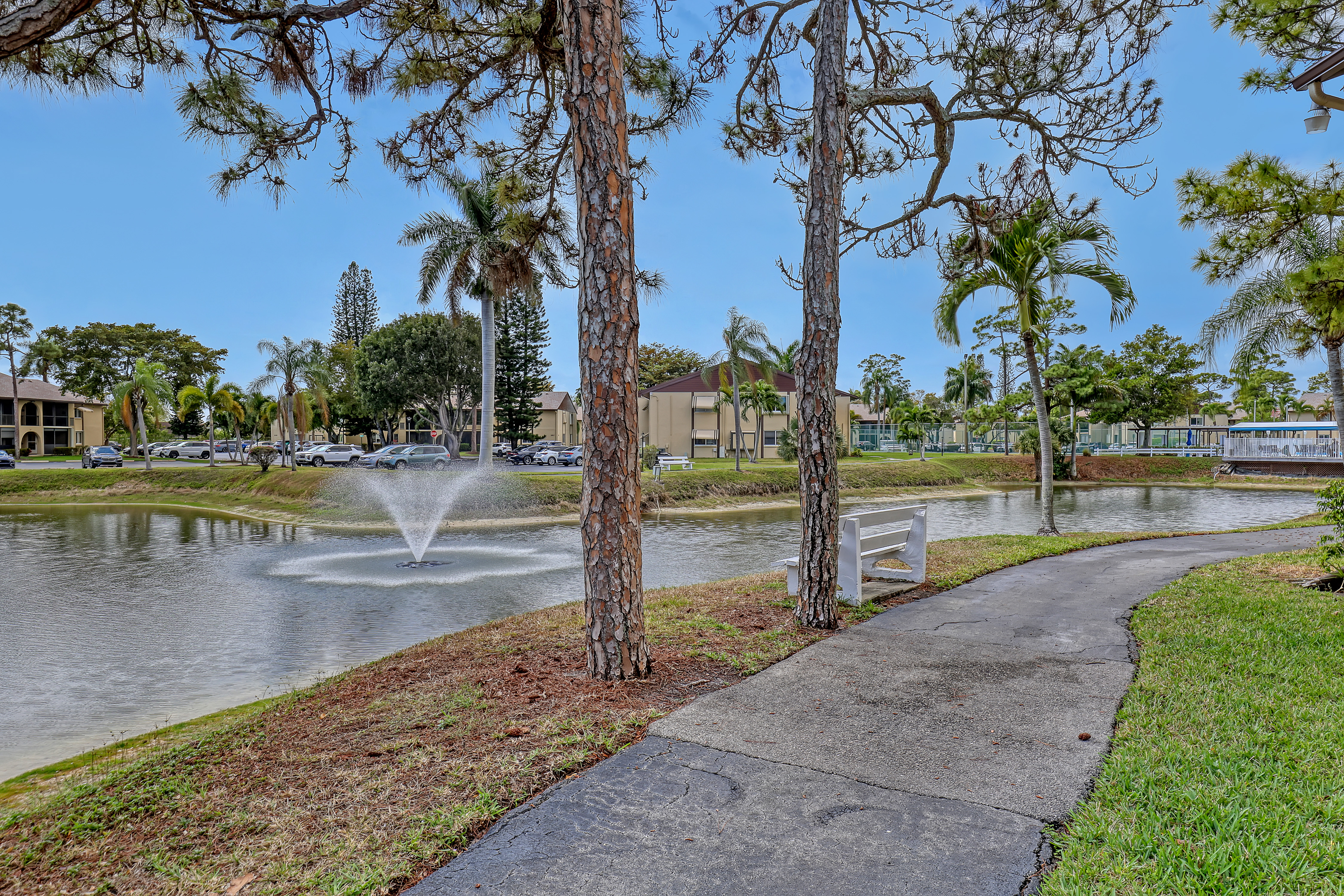  339 Pine Ridge Circle, Greenacres, FL, 33463 - 物件實景
