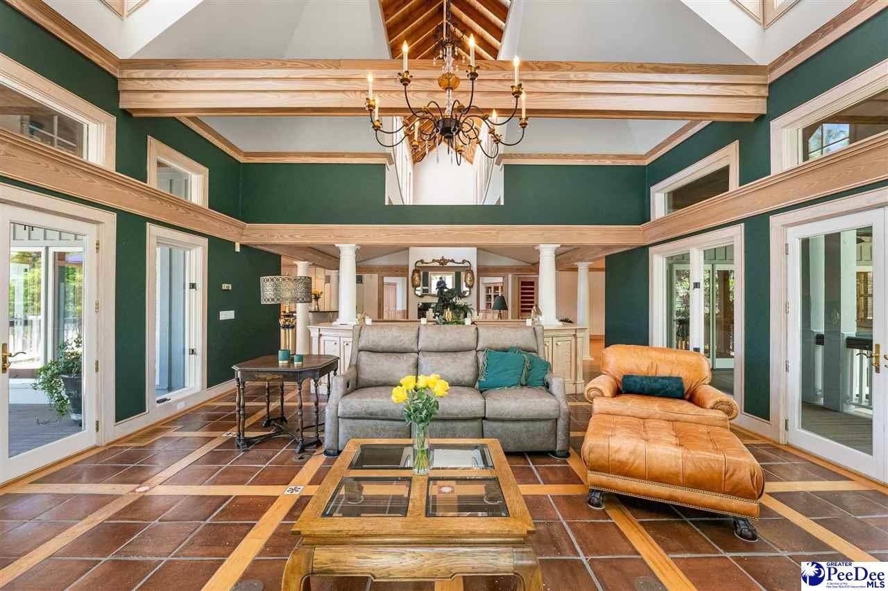 Florence, South Carolina, 29501, United States, 4 Bedrooms Bedrooms, ,5 BathroomsBathrooms,Residential,For Sale,1919552