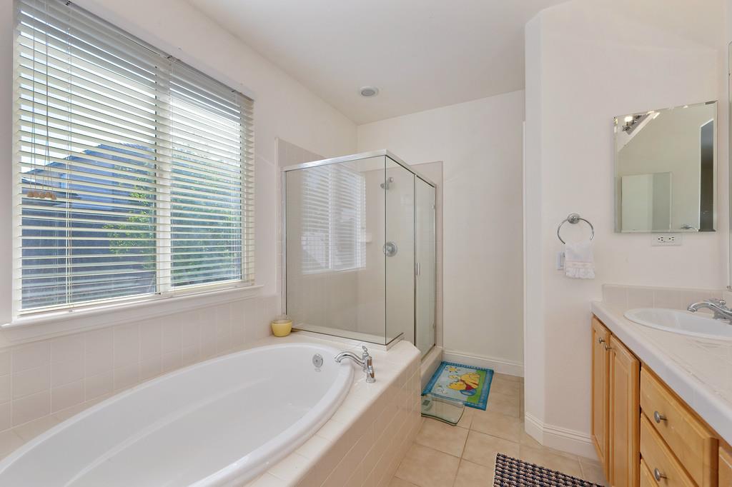 Rancho Cordova, California, 95742, United States, 3 Bedrooms Bedrooms, ,2 BathroomsBathrooms,Residential,For Sale,2005112