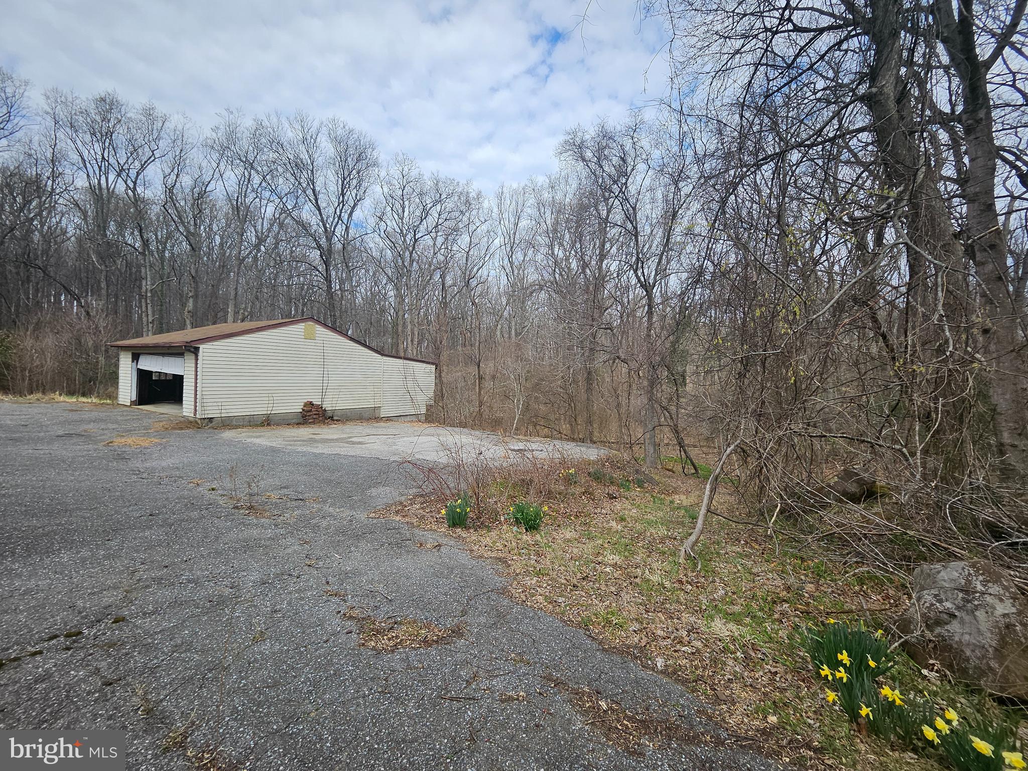 Millersville, Maryland, 21108, United States, 5 Bedrooms Bedrooms, ,3 BathroomsBathrooms,Residential,For Sale,1881579