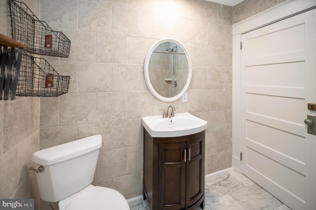 Fredericksburg, Virginia, 22401, United States, 4 Bedrooms Bedrooms, ,3 BathroomsBathrooms,Residential,For Sale,1916037