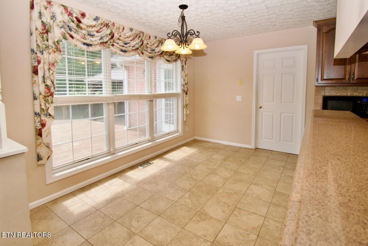 Maryville, Tennessee, 37803, United States, 3 Bedrooms Bedrooms, ,3 BathroomsBathrooms,Residential,For Sale,1857771