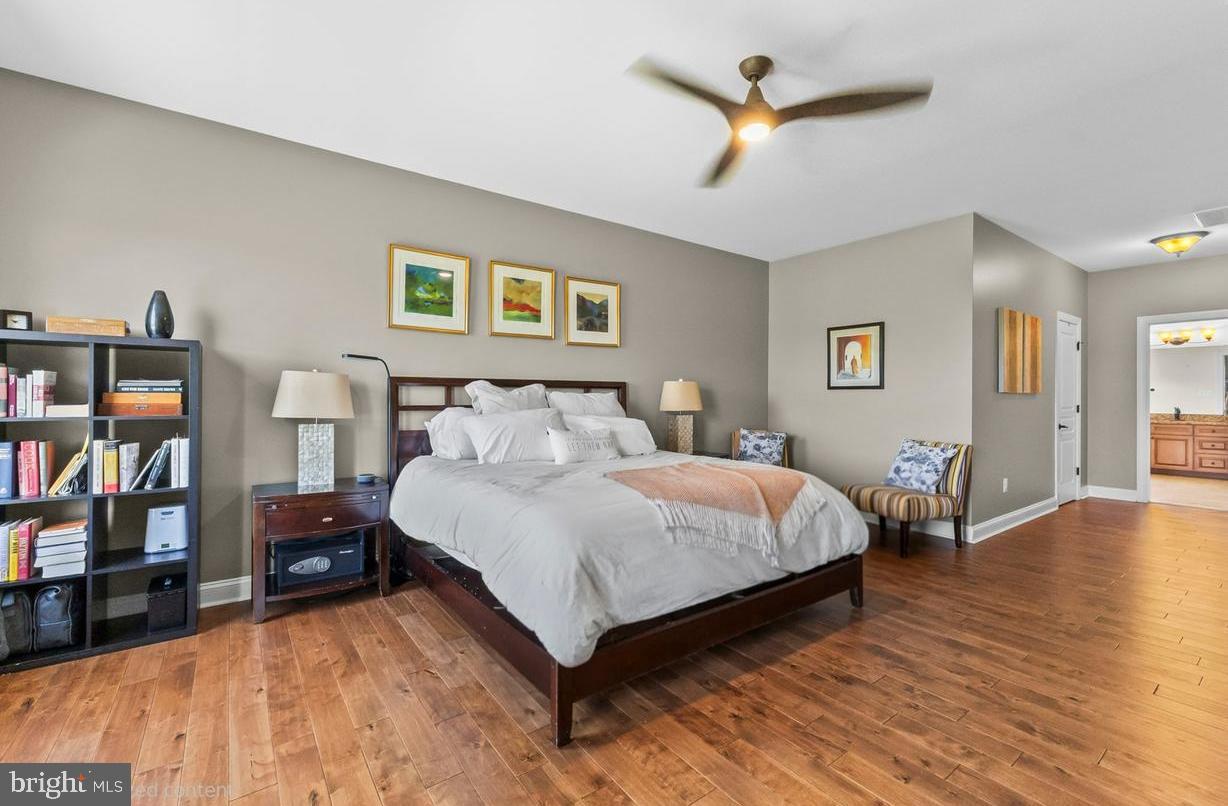 Owings, Maryland, 20736, United States, 6 Bedrooms Bedrooms, ,6 BathroomsBathrooms,Residential,For Sale,2049408