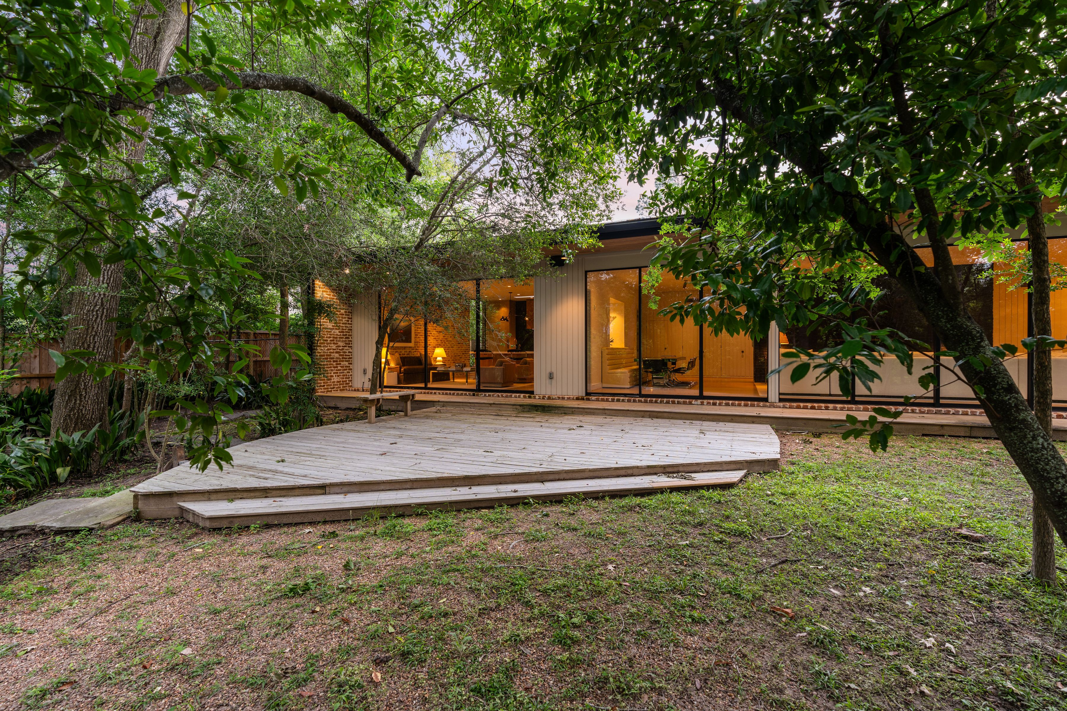  7614 River Point Drive - 物件實景