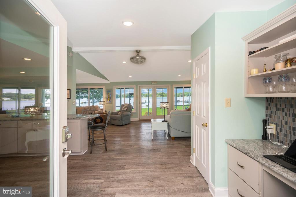 Hague, Virginia, 22469, United States, 4 Bedrooms Bedrooms, ,3 BathroomsBathrooms,Residential,For Sale,1944720