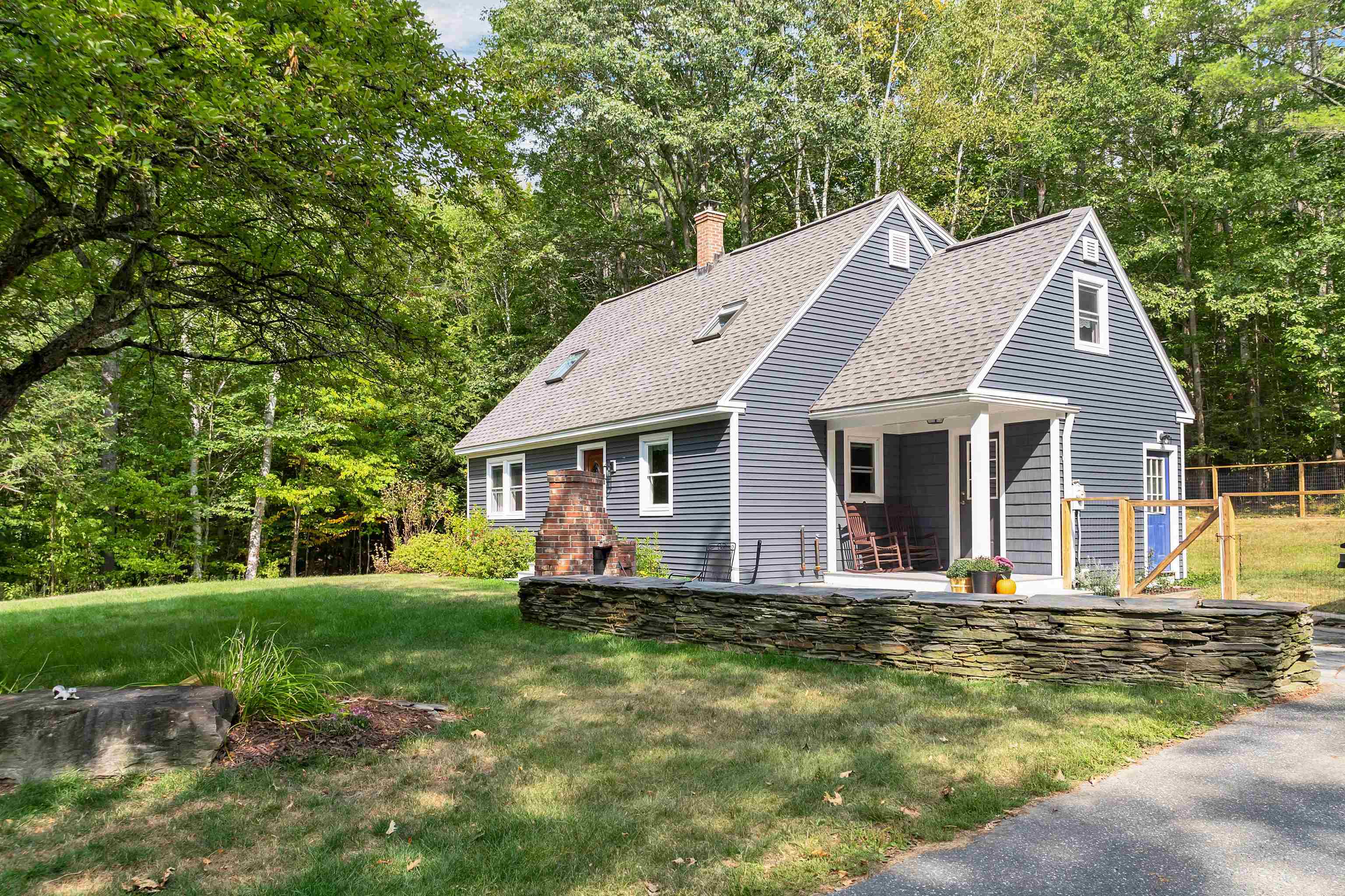 Enfield, New Hampshire, 03748, United States, 3 Bedrooms Bedrooms, ,2 BathroomsBathrooms,Residential,For Sale,1940095