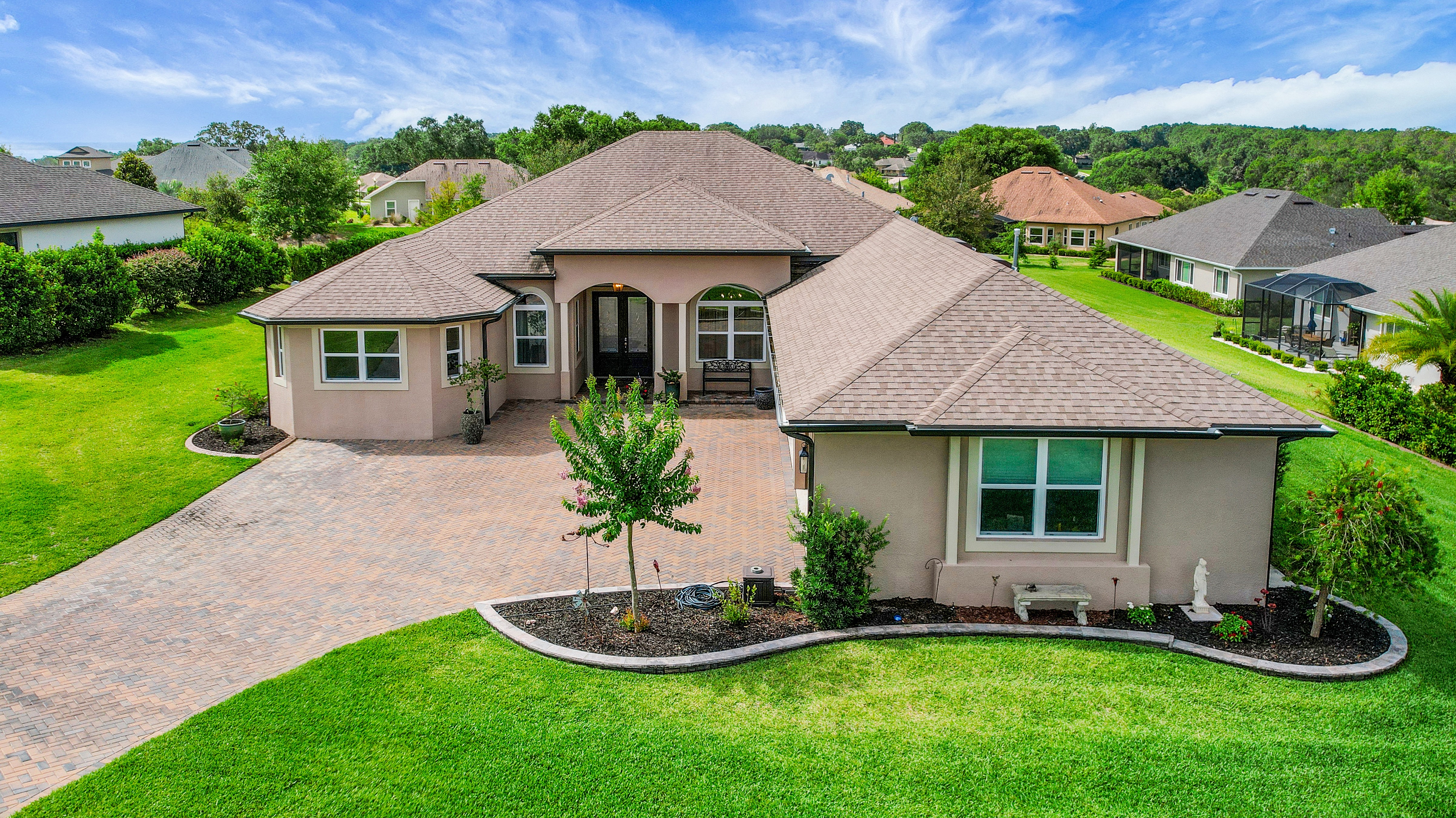 Lady Lake, Florida, 32159, United States, 4 Bedrooms Bedrooms, ,3 BathroomsBathrooms,Residential,For Sale,2001530