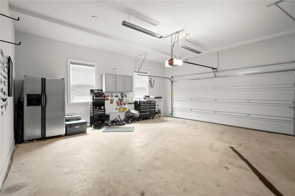 Cartersville, Georgia, 30120, United States, 5 Bedrooms Bedrooms, ,3 BathroomsBathrooms,Residential,For Sale,1877472