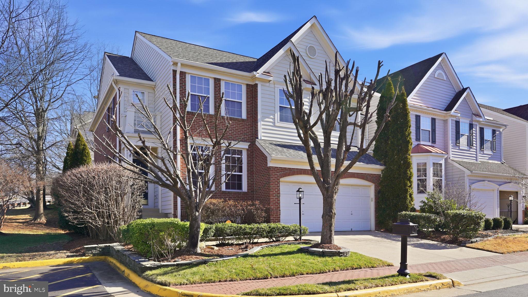 Lorton, Virginia, 22079, United States, 4 Bedrooms Bedrooms, ,3 BathroomsBathrooms,Residential,For Sale,2005654