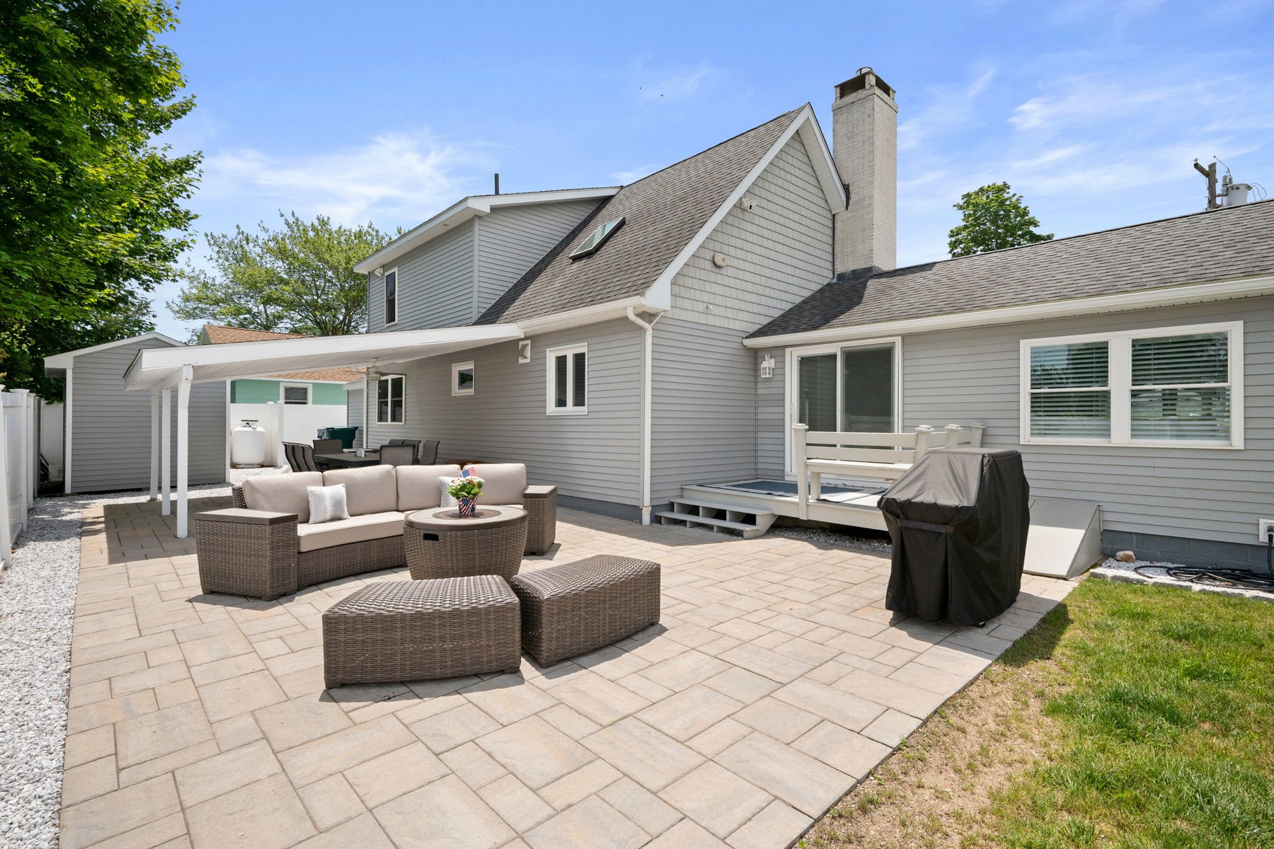  completely remodeled and update contemporary ranch - 物件實景