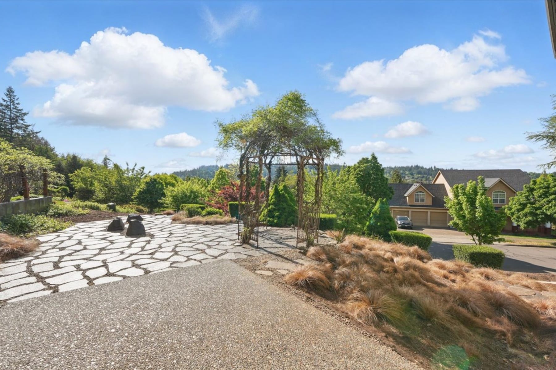  13658 SE SNOWFIRE DR Happy Valley, OR 97086 - 物件實景