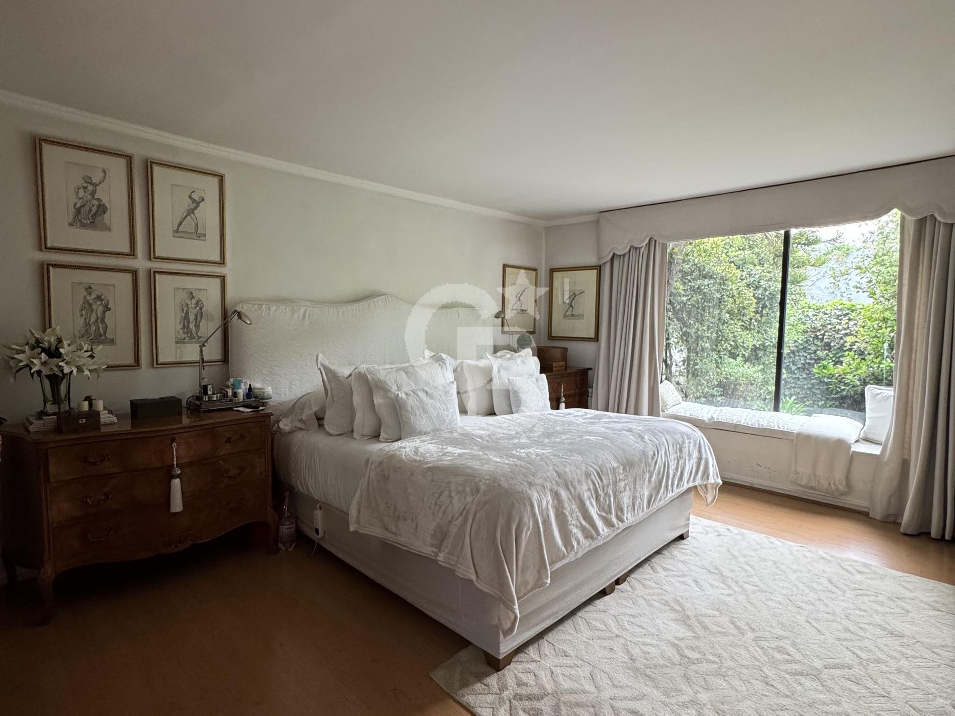 Vitacura, Chile, 4 Bedrooms Bedrooms, ,3 BathroomsBathrooms,Residential,For Sale,1971726