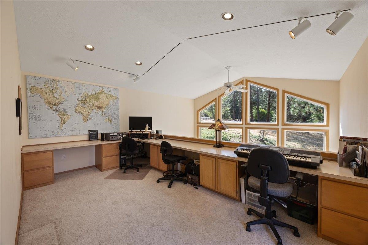 Veradale, Washington, 99037, United States, 4 Bedrooms Bedrooms, ,4 BathroomsBathrooms,Residential,For Sale,1840066