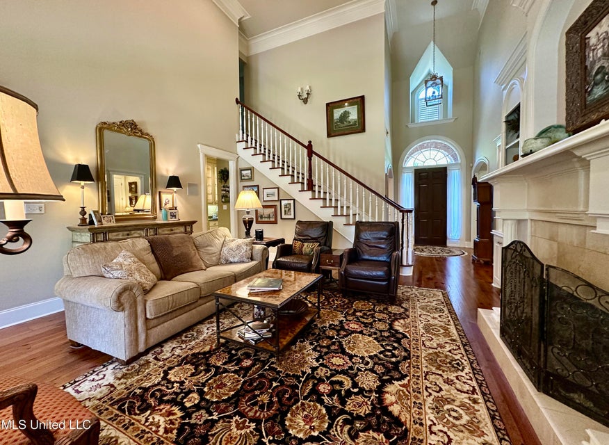 Clinton, Mississippi, 39056, United States, 5 Bedrooms Bedrooms, ,3 BathroomsBathrooms,Residential,For Sale,1904228
