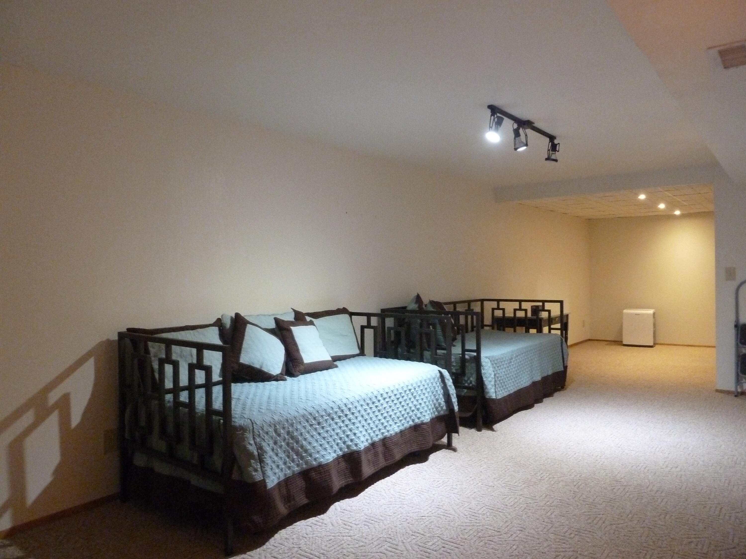 Camden, Michigan, 49232, United States, 5 Bedrooms Bedrooms, ,3 BathroomsBathrooms,Residential,For Sale,1887942