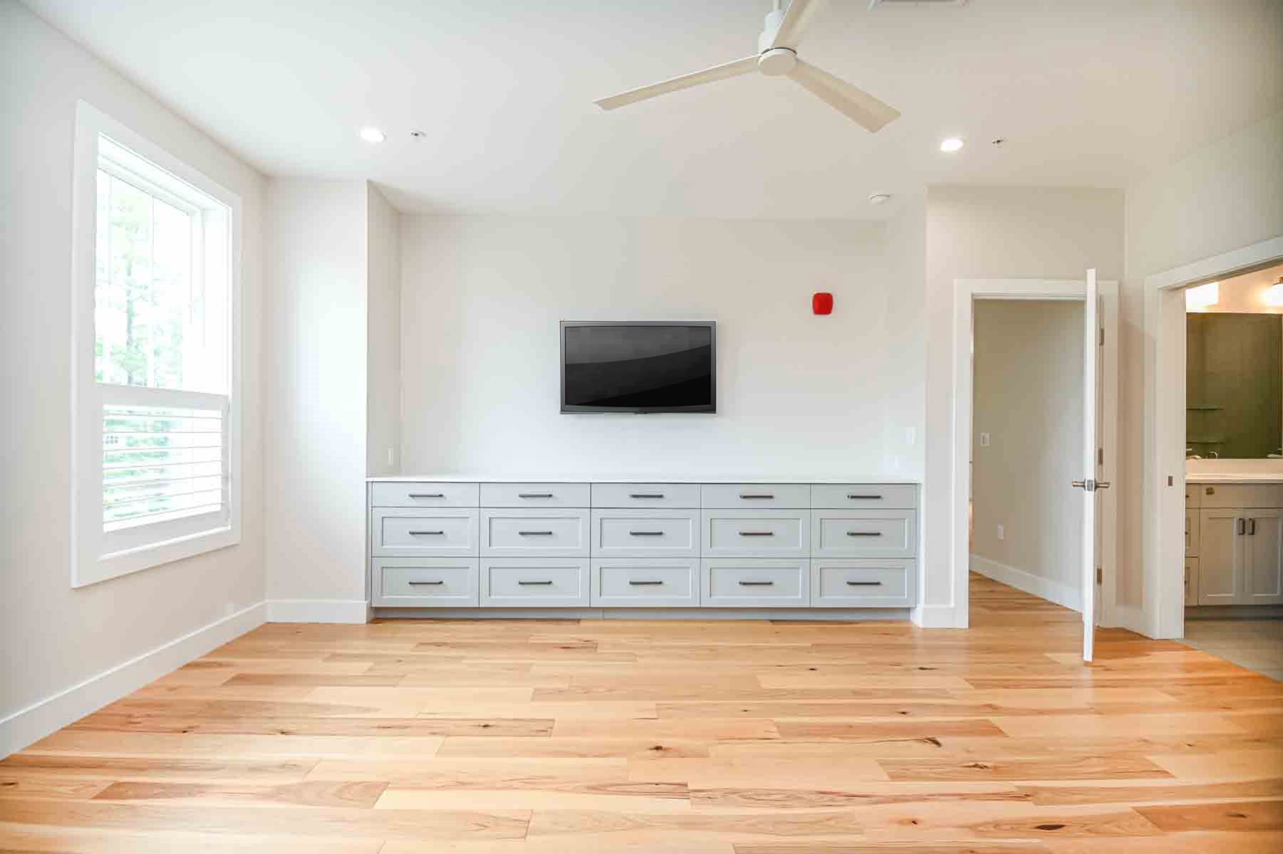  960 Sagamore Avenue, Unit 23 - 物件實景