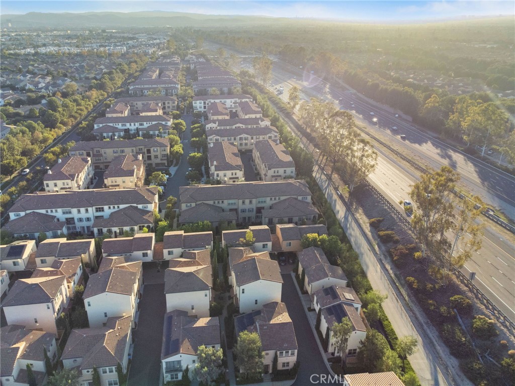 Irvine, California, 92618, United States, 2 Bedrooms Bedrooms, ,2 BathroomsBathrooms,Residential,For Sale,1987826