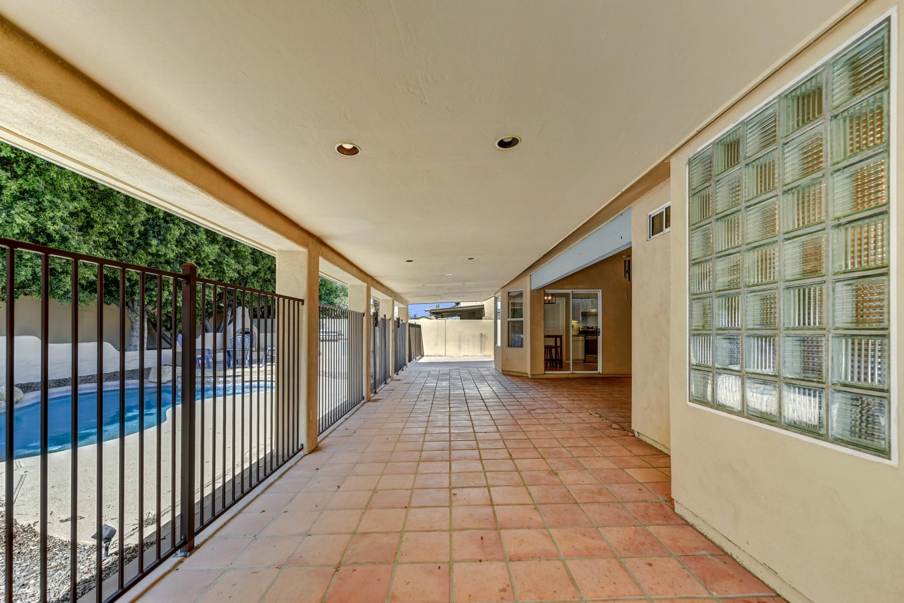  Camelot Village - 物件實景