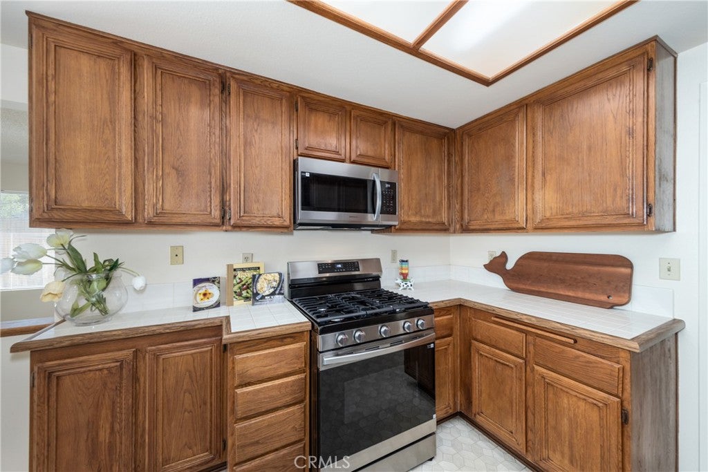 Redlands, California, 92374, United States, 3 Bedrooms Bedrooms, ,2 BathroomsBathrooms,Residential,For Sale,1975429