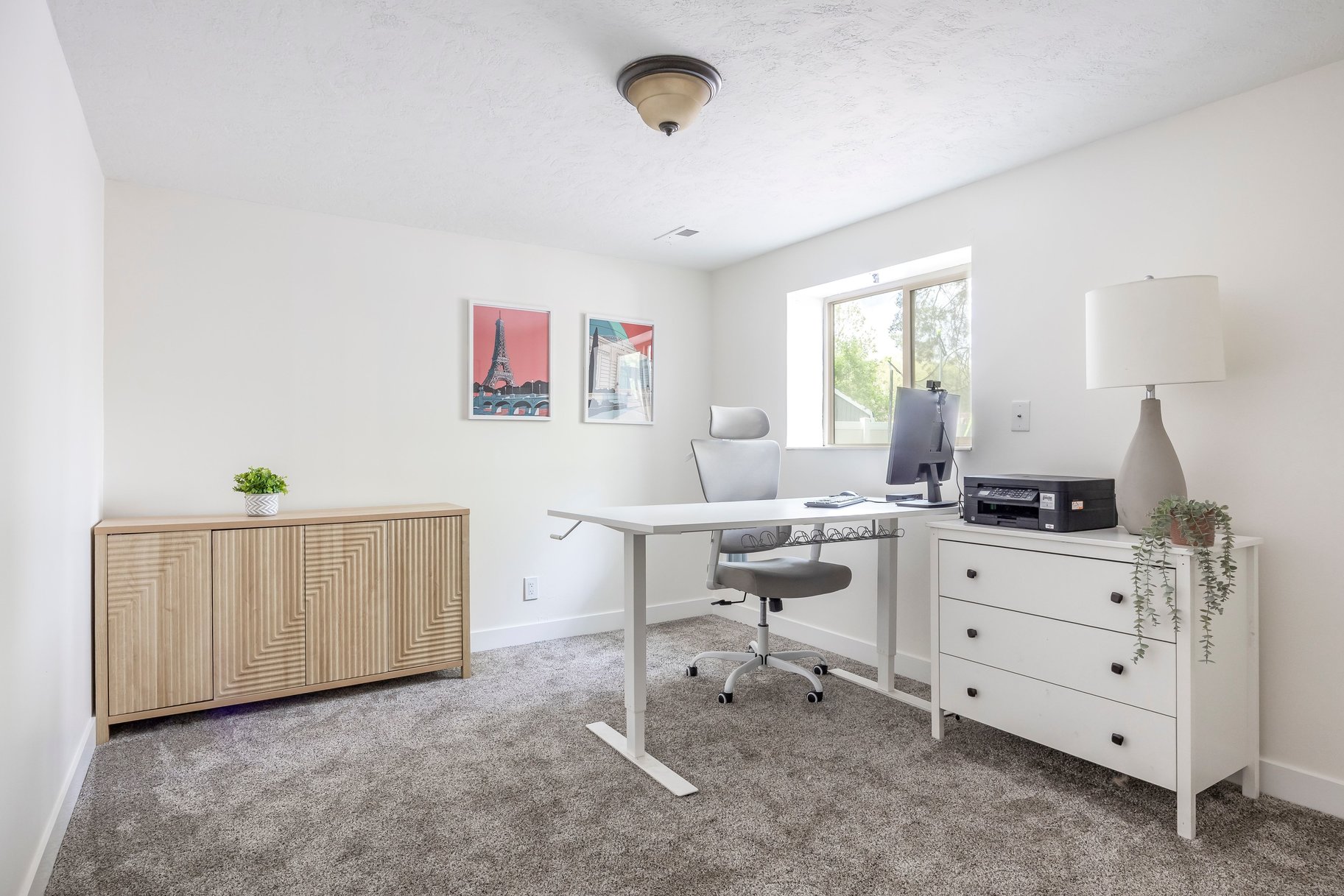  Sandy Gem Near the Canyons with Beautiful Backyard Living - 物件實景