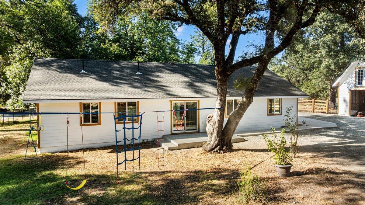 Nevada City, California, 95959, United States, 4 Bedrooms Bedrooms, ,2 BathroomsBathrooms,Residential,For Sale,1916710
