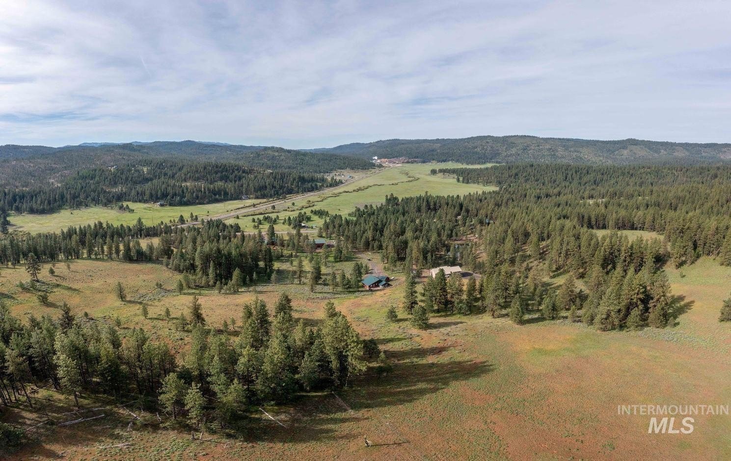 New Meadows, Idaho, 83654, United States, 3 Bedrooms Bedrooms, ,3 BathroomsBathrooms,Residential,For Sale,1810630