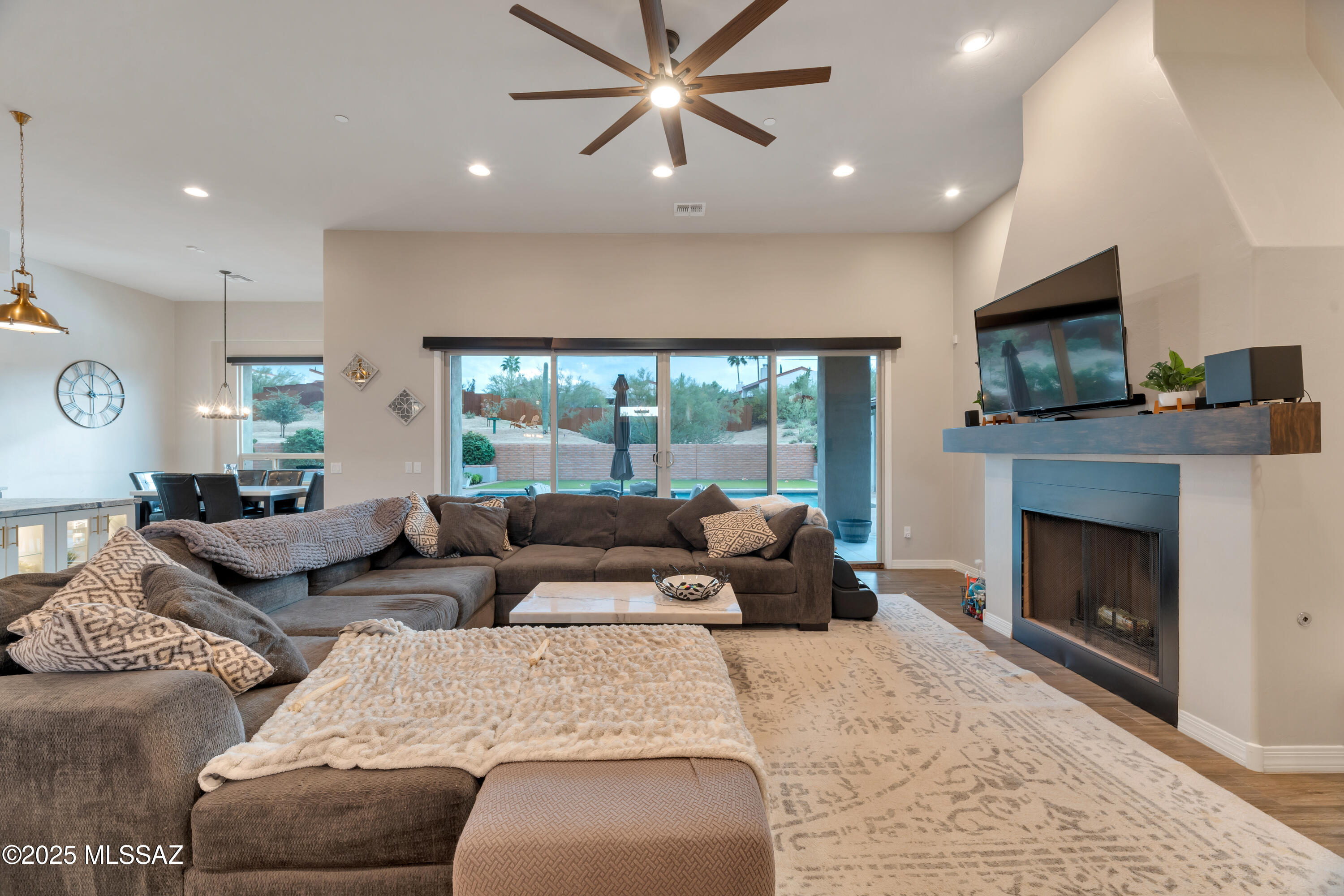 Tucson, Arizona, 85742, United States, 4 Bedrooms Bedrooms, ,4 BathroomsBathrooms,Residential,For Sale,2003188