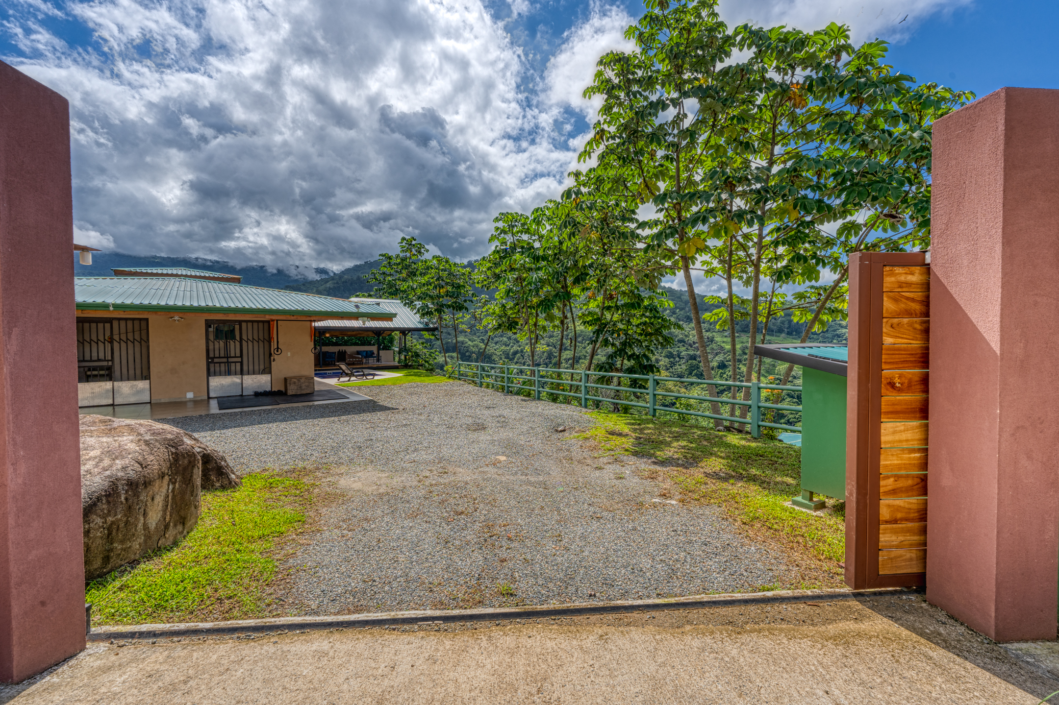 Uvita, Puntarenas, CR, 2 Bedrooms Bedrooms, ,2 BathroomsBathrooms,Residential,For Sale,1617213